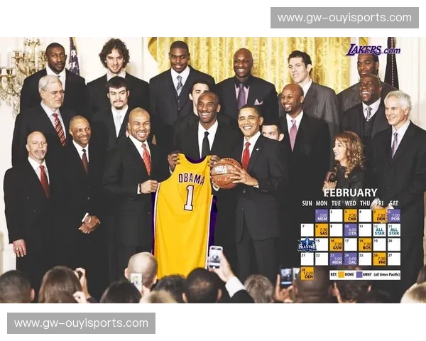 穿越时空的巅峰对话：为何“小牛vs湖人录像”是每个篮球迷不容错过的精神食粮？